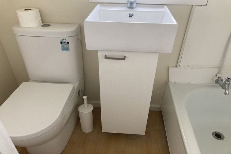 Photo of property in 5/34-36 Rossiter Avenue, Waterloo, Lower Hutt, 5011