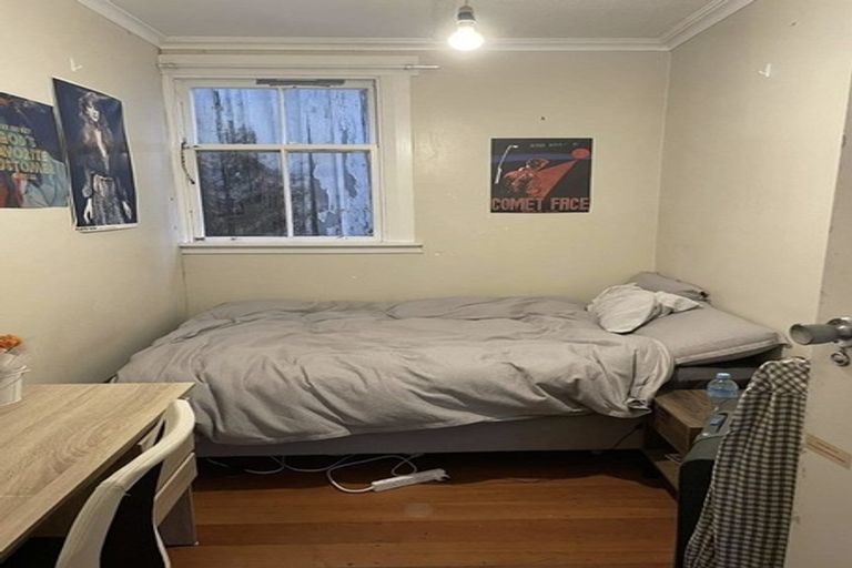 Photo of property in 27a Tanera Crescent, Brooklyn, Wellington, 6021