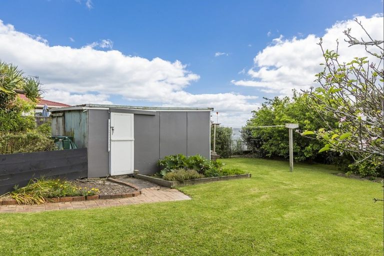 Photo of property in 29 Melandra Road, Stanmore Bay, Whangaparaoa, 0932
