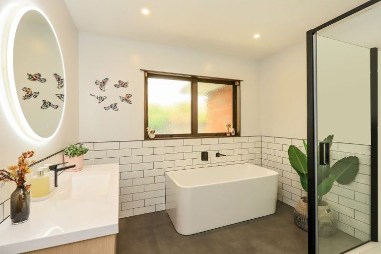 Photo of property in 50 Ngarimu Crescent, Taradale, Napier, 4112