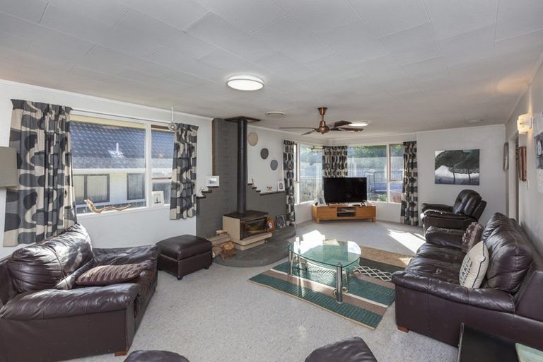 Photo of property in 22 Ocean Road, Paraparaumu Beach, Paraparaumu, 5032