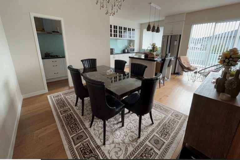 Photo of property in 1 Allegro Way, Oteha, Auckland, 0632