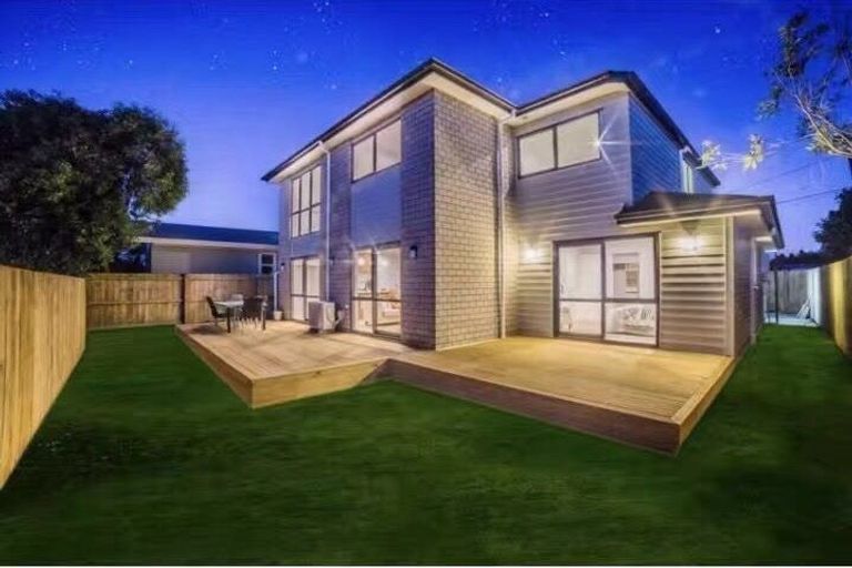 Photo of property in 77a Harrington Road, Henderson, Auckland, 0610