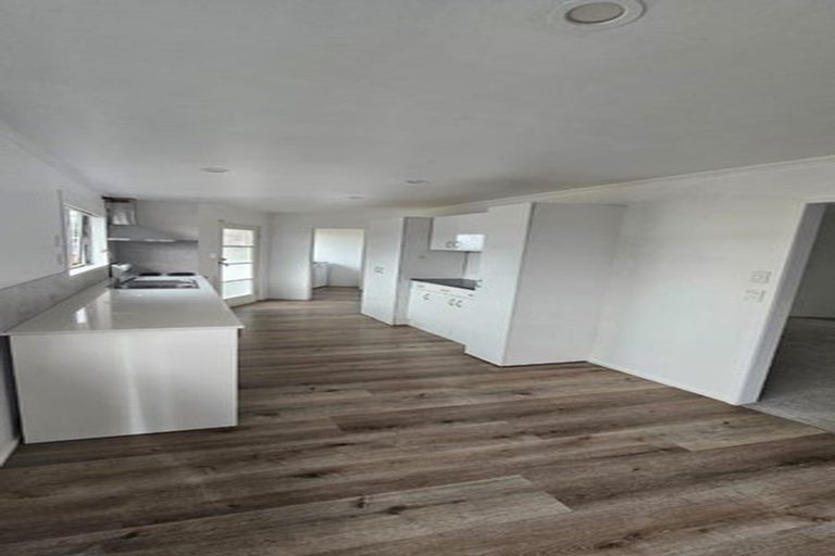 Photo of property in 19 Sandrine Avenue, Clover Park, Auckland, 2019