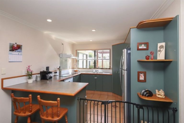 Photo of property in 38 Farnborough Drive, Nawton, Hamilton, 3200