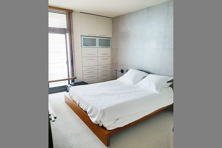 Photo of property in 45 Stanley Point Road, Stanley Point, Auckland, 0624