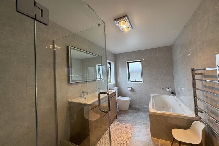 Photo of property in 1b Cromdale Avenue, Howick, Auckland, 2010