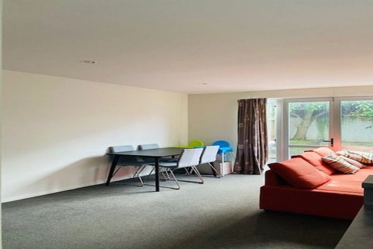 Photo of property in 272 Stanmore Road, Richmond, Christchurch, 8013