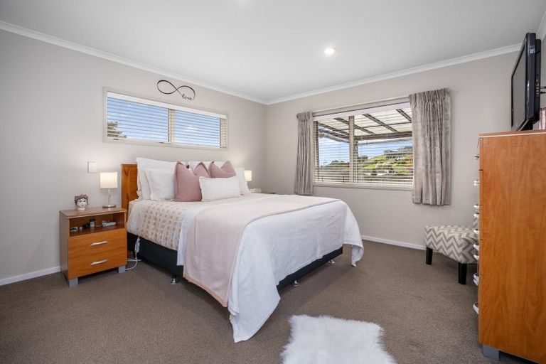 Photo of property in 12 Bryan Gallagher Place, Welcome Bay, Tauranga, 3175