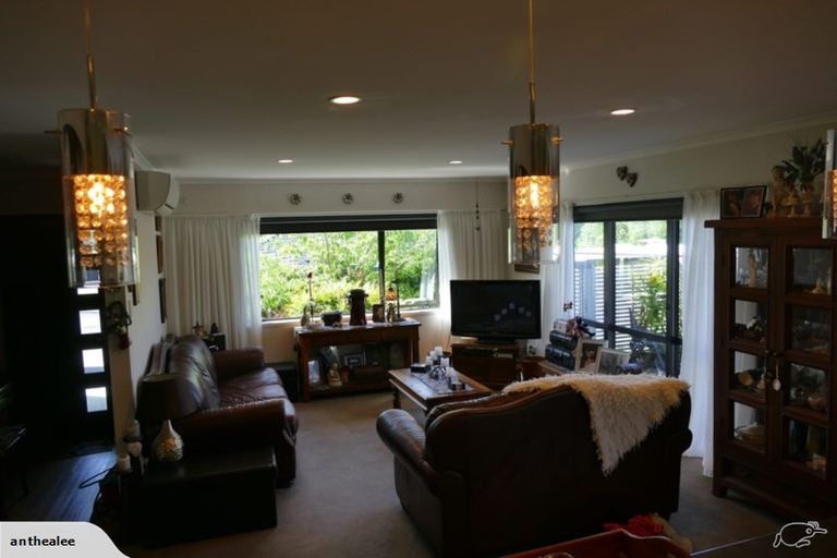 Photo of property in 8 Greenstone Grove, Brown Owl, Upper Hutt, 5018