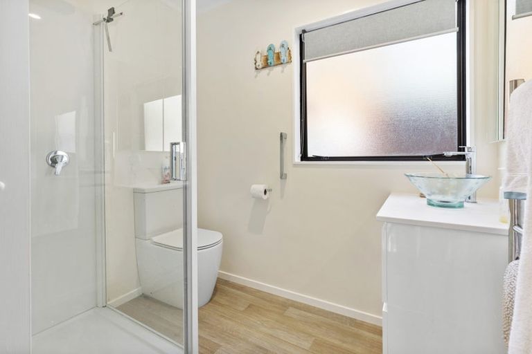 Photo of property in 378f2 Evans Bay Parade, Hataitai, Wellington, 6021