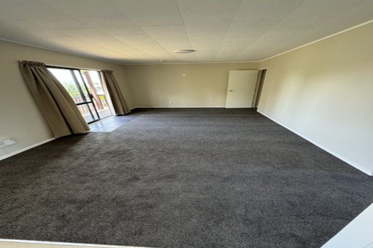 Photo of property in 64 Solar Road, Glen Eden, Auckland, 0602