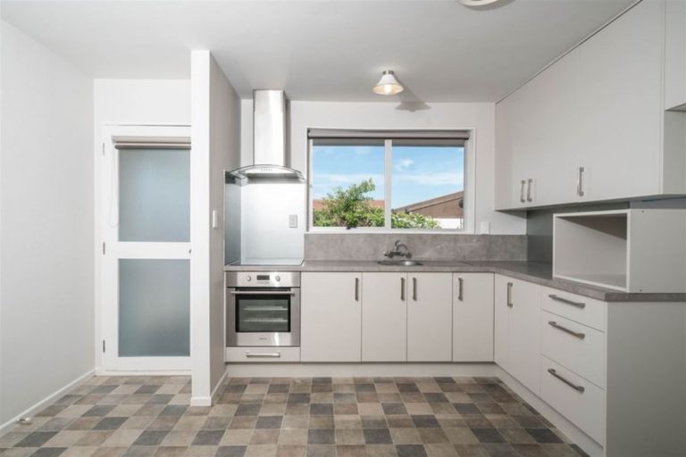 Photo of property in 26 Trevor Street, Hornby, Christchurch, 8042