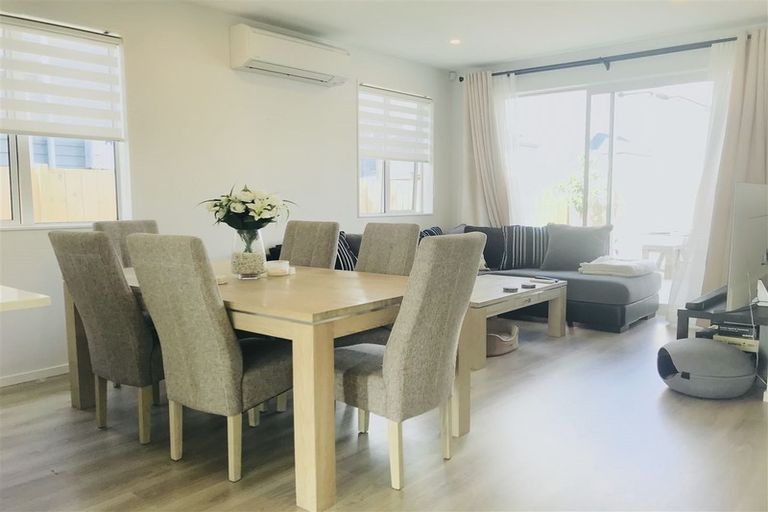 Photo of property in 29 Greenfinch Road, Hobsonville, Auckland, 0616