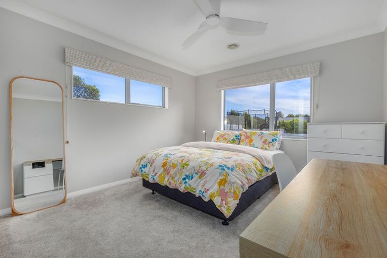 Photo of property in 1 Moss Lane, Raumati Beach, Paraparaumu, 5032