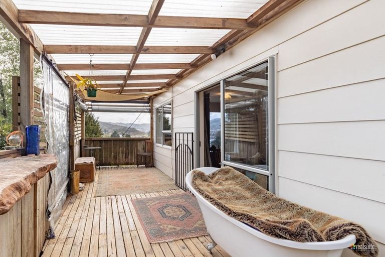 Photo of property in 31 Fraser Street, Wainuiomata, Lower Hutt, 5014