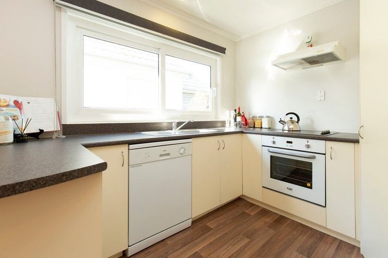 Photo of property in 1/672 Whangaparaoa Road, Stanmore Bay, Whangaparaoa, 0932