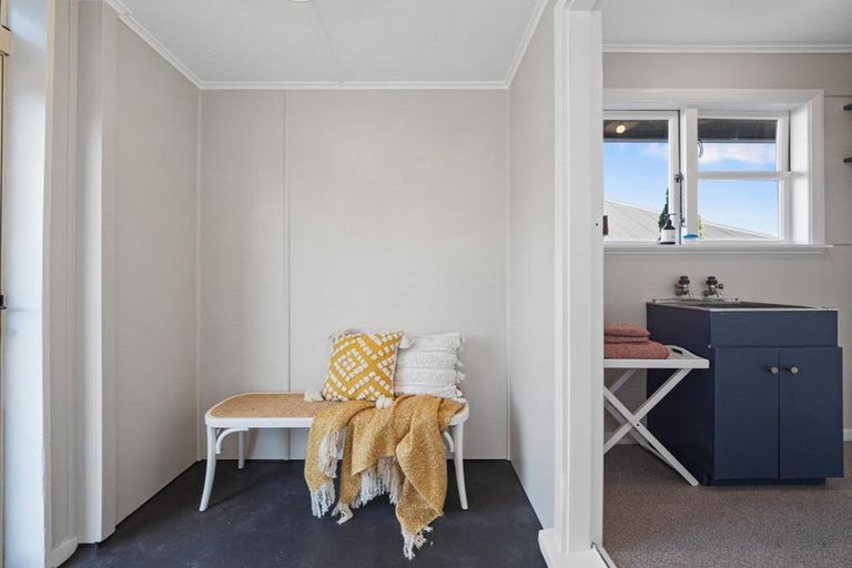 Photo of property in 102 Carisbrooke Street, Aranui, Christchurch, 8061