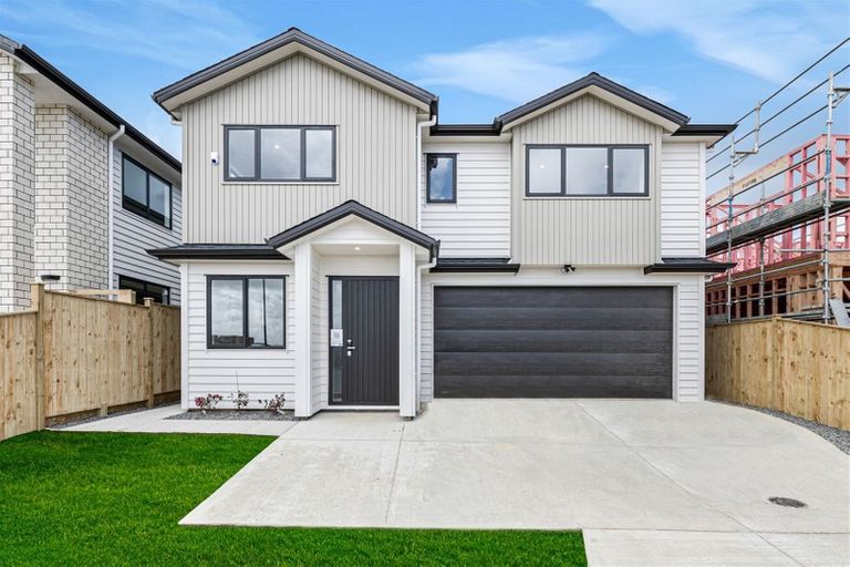 Photo of property in 26 Matahae Drive, Flat Bush, Auckland, 2019