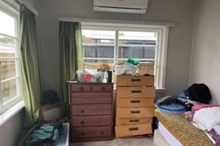 Photo of property in 98/98a Weraroa Road, Levin, 5510