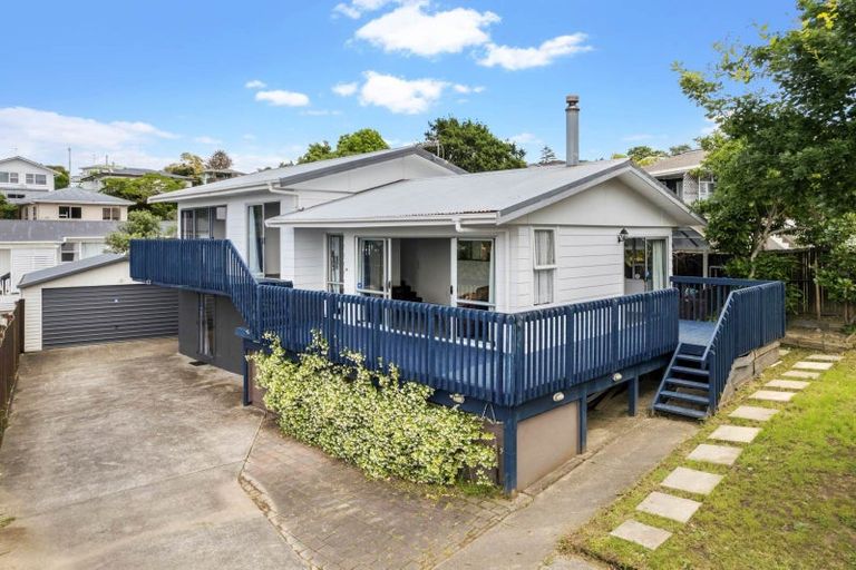 Photo of property in 25 Keegan Drive, Massey, Auckland, 0614