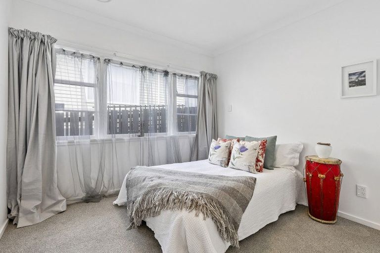 Photo of property in 45 The Drive, Tawa, Wellington, 5028