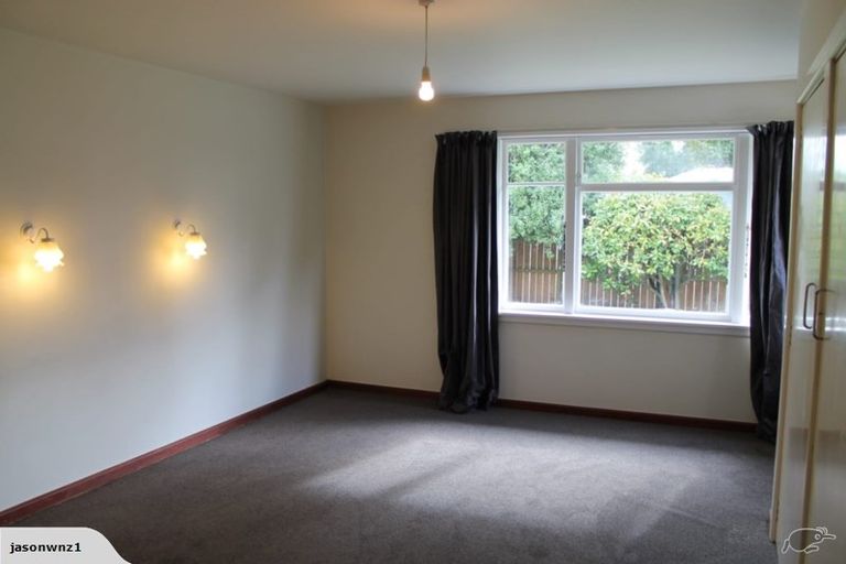 Photo of property in 1/2 Ketton Place, St Albans, Christchurch, 8052