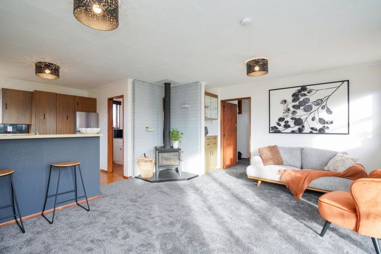 Photo of property in 1/60 Smythe Road, Henderson, Auckland, 0612