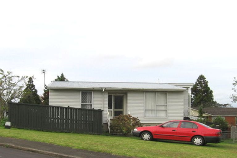 Photo of property in 12 Kopi Place, Massey, Auckland, 0614