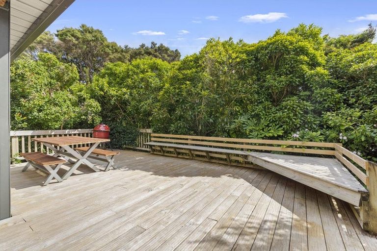 Photo of property in 2/14 Glenbush Place, Birkenhead, Auckland, 0626