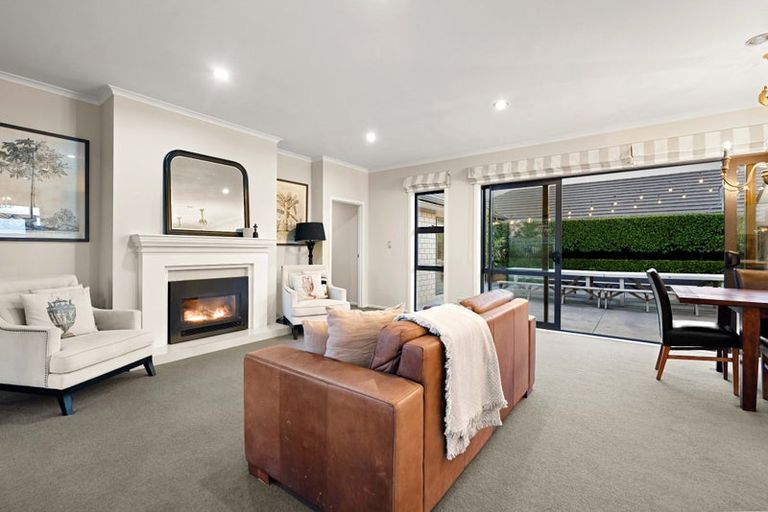 Photo of property in 202 Saint James Drive, Huntington, Hamilton, 3210