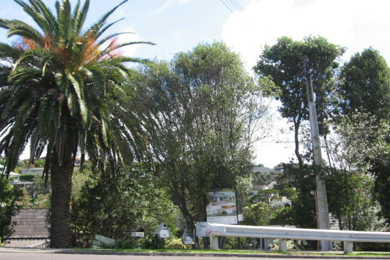 Photo of property in 898 Beach Road, Waiake, Auckland, 0630