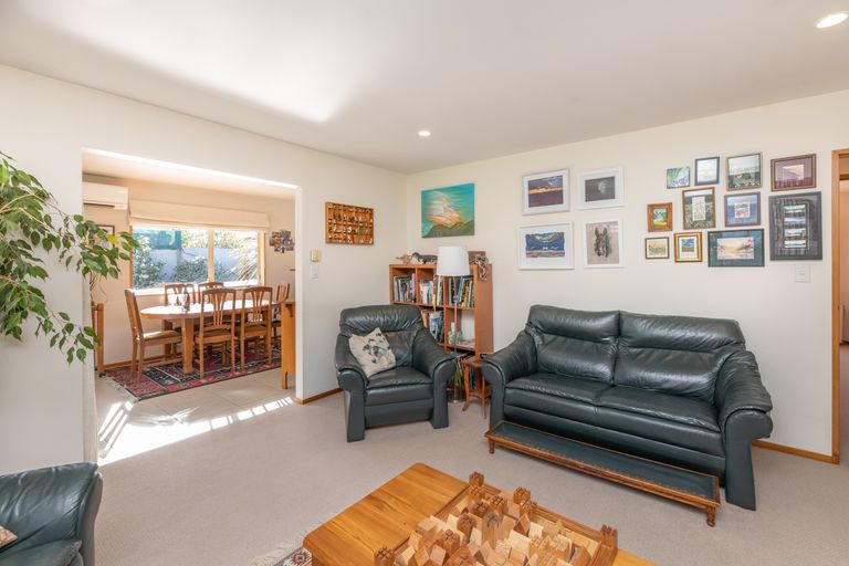 Photo of property in 43 Gladstone Road, Woodend, 7610