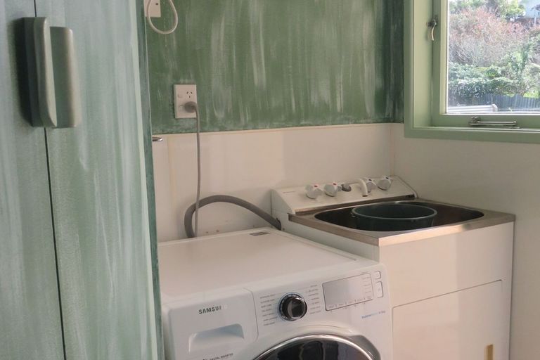 Photo of property in 4 Hilltop Avenue, Morningside, Whangarei, 0110