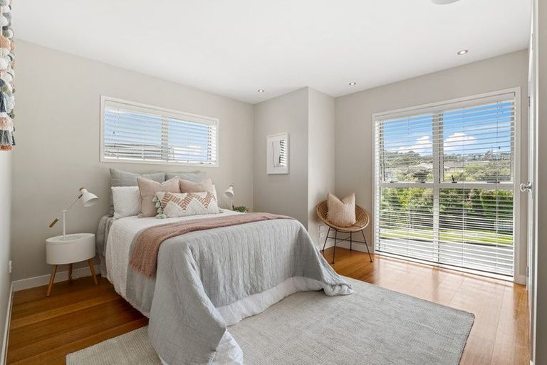 Photo of property in 5 Mural Place, Greenhithe, Auckland, 0632
