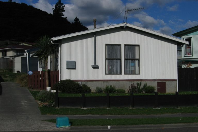 Photo of property in 6 Manurewa Grove, Wainuiomata, Lower Hutt, 5014