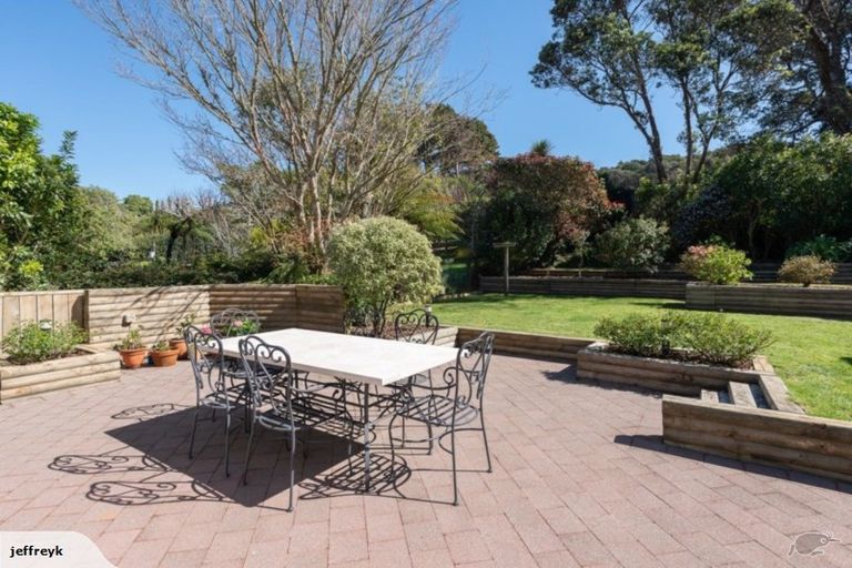 Photo of property in 52 Homewood Avenue, Karori, Wellington, 6012