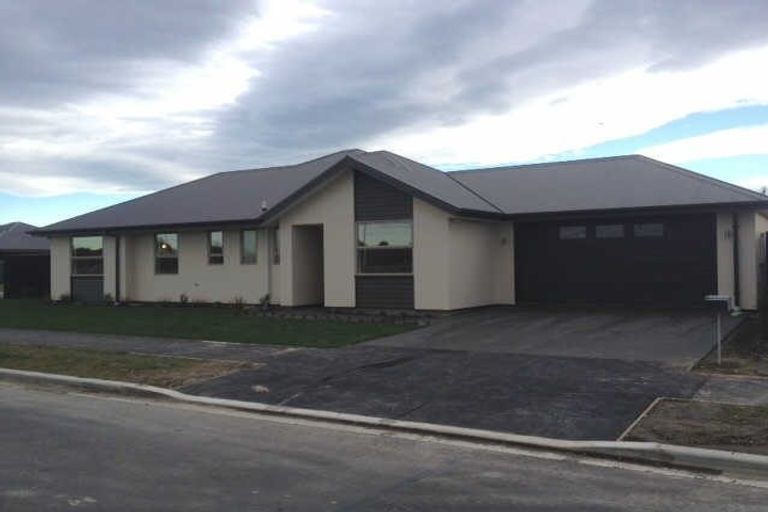 Photo of property in 33 Mackinder Drive, Wigram, Christchurch, 8042