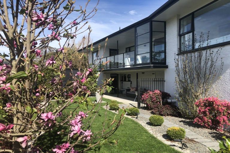 Photo of property in 55 Breadalbane Avenue, Havelock North, 4130