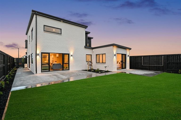 Photo of property in 37 Musselwhite Terrace, Chartwell, Hamilton, 3210