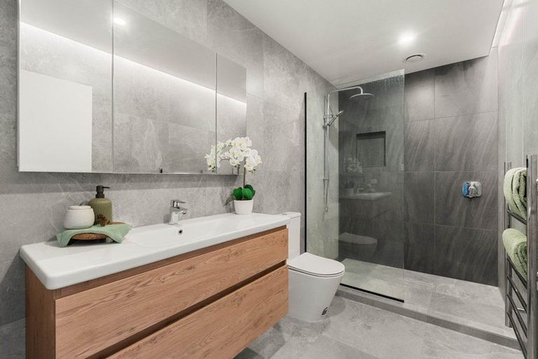 Photo of property in 196 Ngatai Road, Otumoetai, Tauranga, 3110