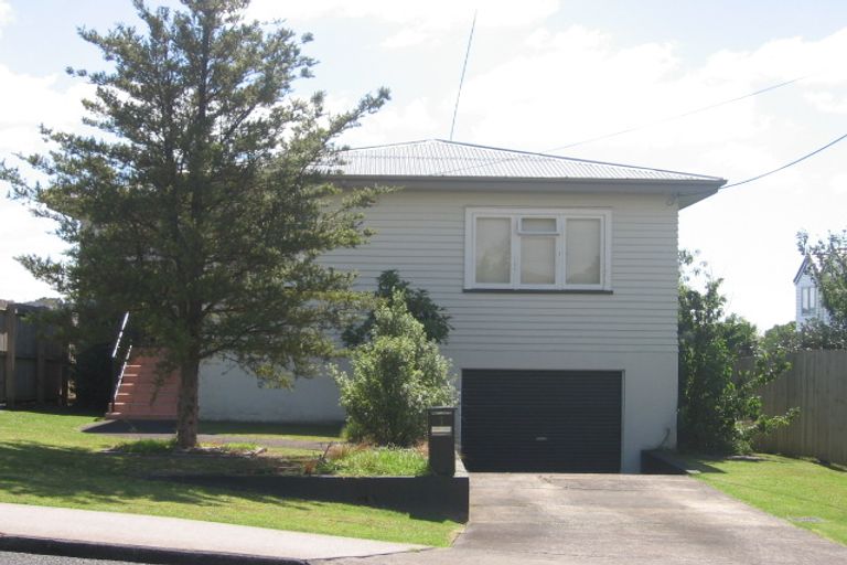 Photo of property in 2/1 Quebec Road, Milford, Auckland, 0620