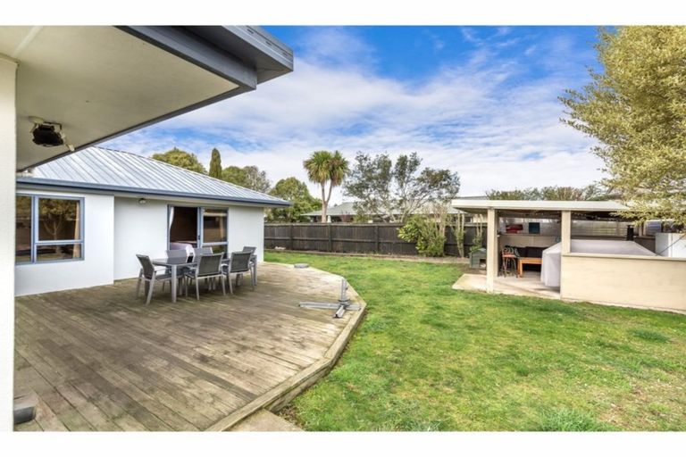 Photo of property in 16 Camleigh Close, Kaiapoi, 7630