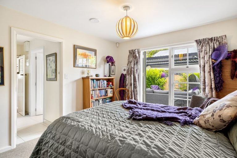 Photo of property in 8 Celia Street, Redcliffs, Christchurch, 8081
