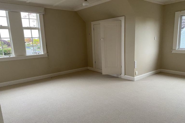 Photo of property in 213 Victoria Avenue, Hokowhitu, Palmerston North, 4410