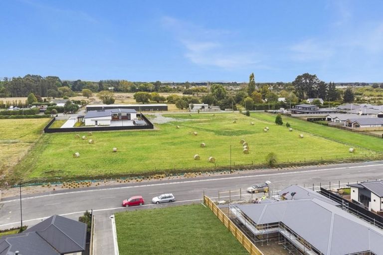 Photo of property in 155 Styx Mill Road, Casebrook, Christchurch, 8051