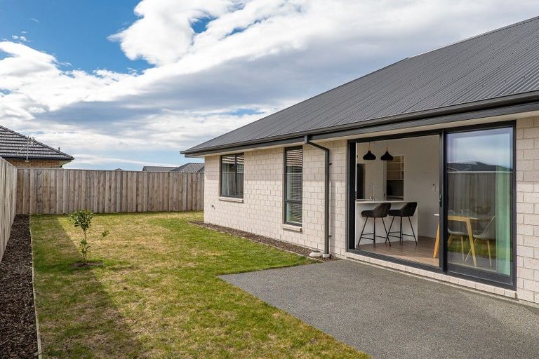 Photo of property in 6 Bob Reid Crescent, Darfield, 7571