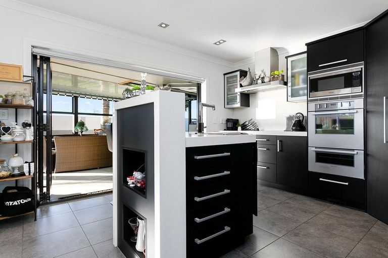 Photo of property in 15 Naomi Place, Cambridge, 3434