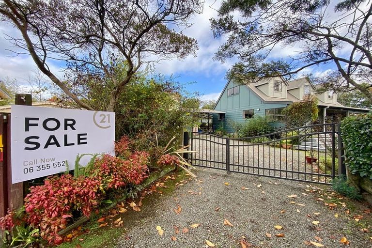 Photo of property in 8 Escort Grove, Awapuni, Palmerston North, 4412