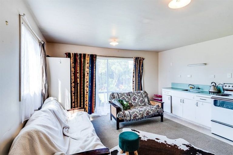 Photo of property in 72 Atherfold Crescent, Greenmeadows, Napier, 4112